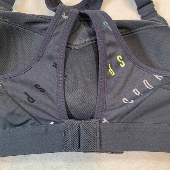 Victoria Sport 34B black racerback bra clasp pullover medium impact sports bra - Picture 6 of 8